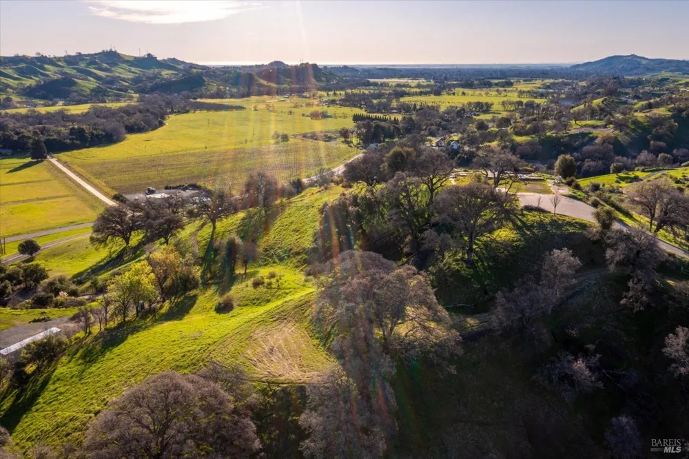 7031 Robindale Lane Vacaville, CA 95688