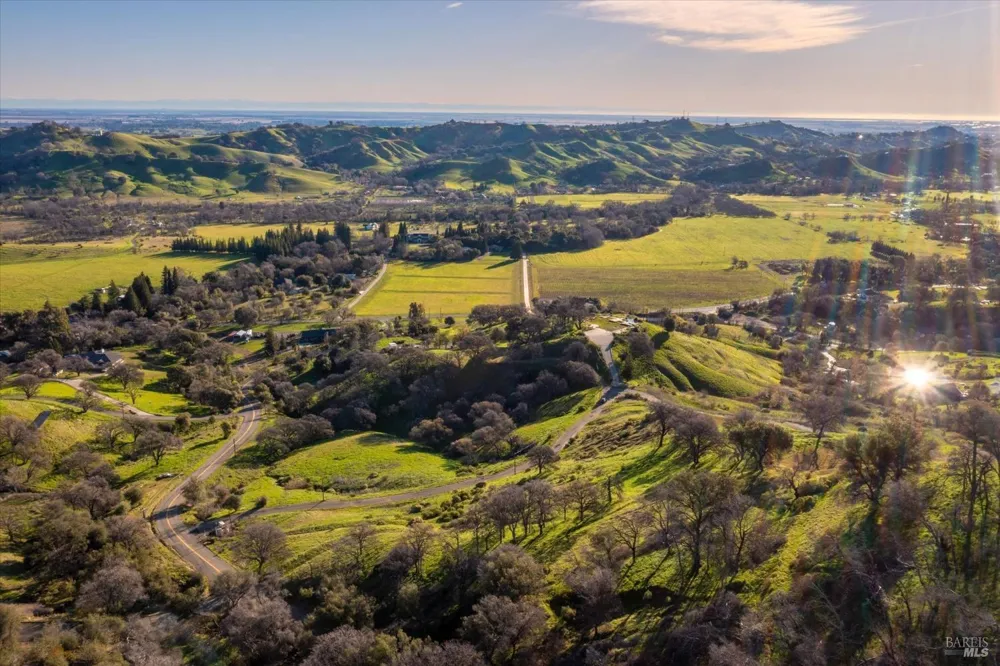 7031 Robindale Lane Vacaville, CA 95688