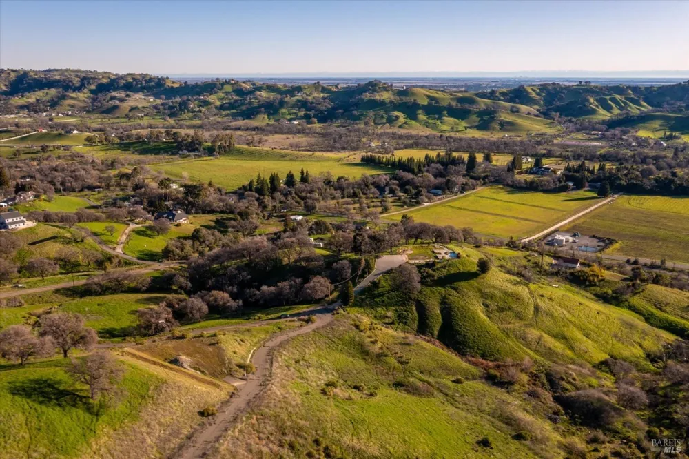 7031 Robindale Lane Vacaville, CA 95688