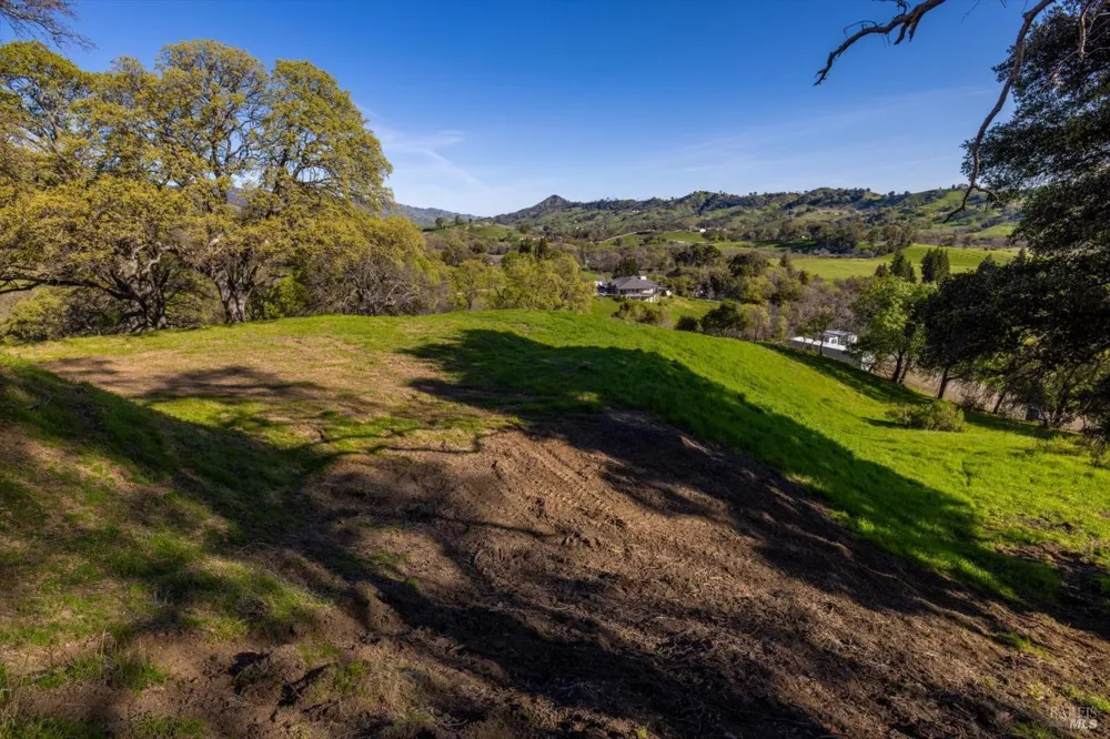 7031 Robindale Lane Vacaville, CA 95688