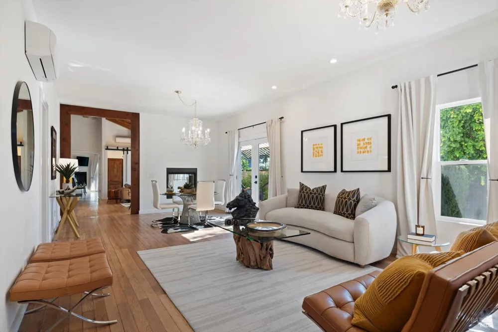 620 Brown Street Healdsburg, CA 95448