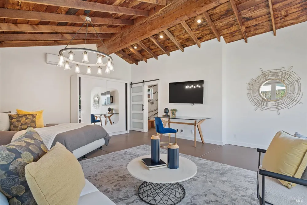620 Brown Street Healdsburg, CA 95448