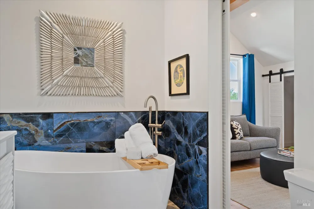 620 Brown Street Healdsburg, CA 95448