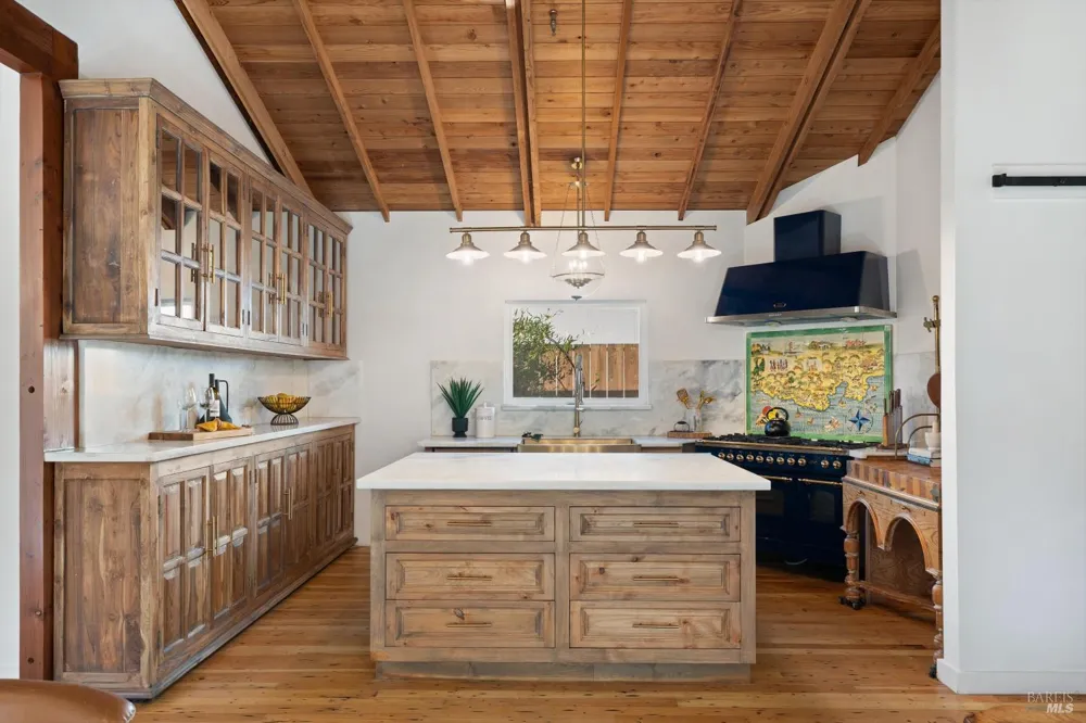 620 Brown Street Healdsburg, CA 95448