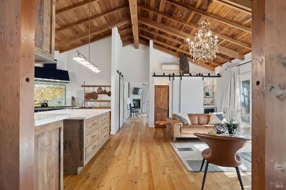 620 Brown Street Healdsburg, CA 95448