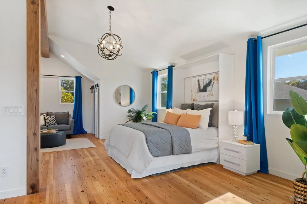 620 Brown Street Healdsburg, CA 95448