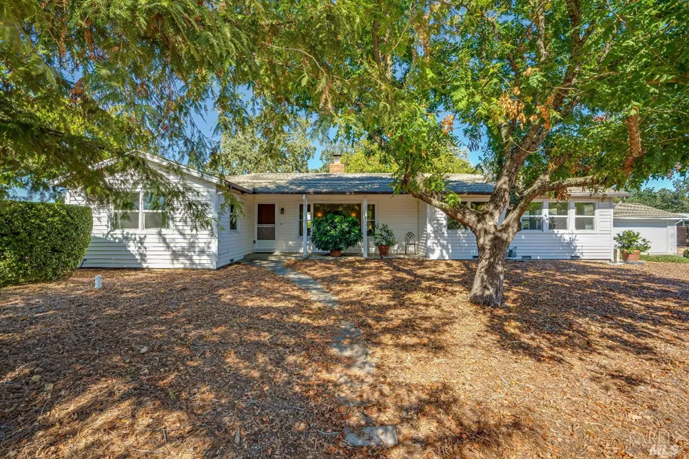 1234 Davis Lane St. Helena, CA 94574