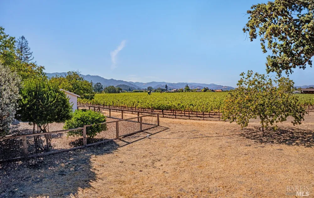 1234 Davis Lane St. Helena, CA 94574