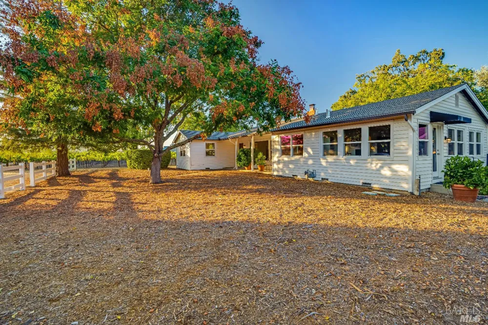 1234 Davis Lane St. Helena, CA 94574