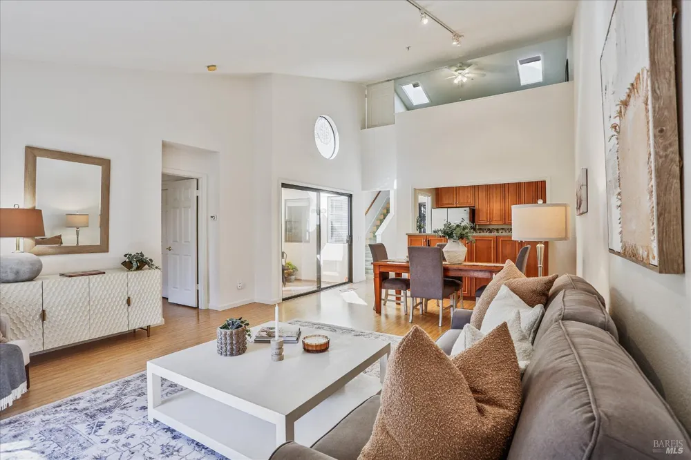 36 Fountain Grove Circle Napa, CA 94558