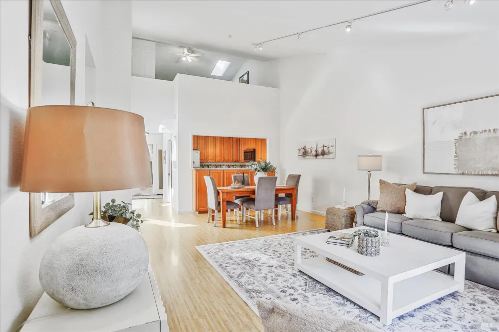 36 Fountain Grove Circle Napa, CA 94558