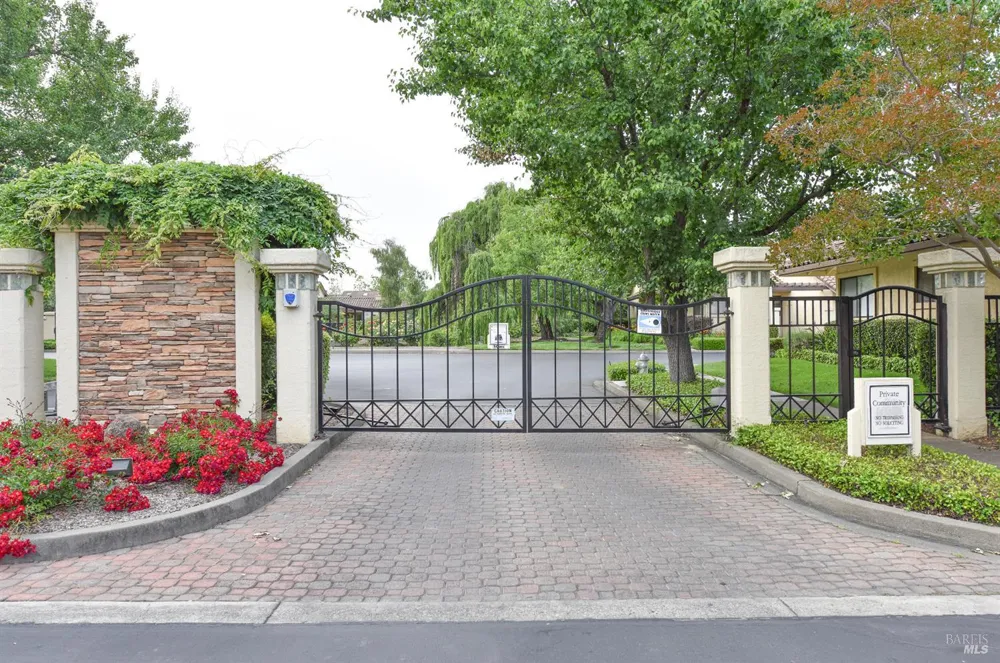 36 Fountain Grove Circle Napa, CA 94558