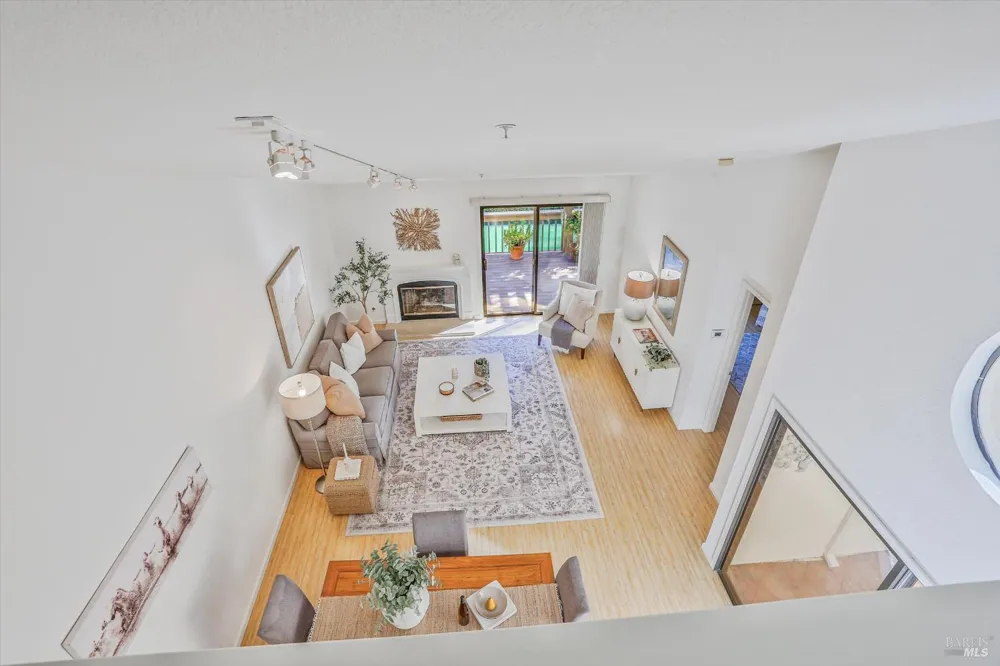 36 Fountain Grove Circle Napa, CA 94558