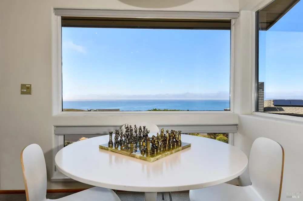 590 Swan Drive Bodega Bay, CA 94923