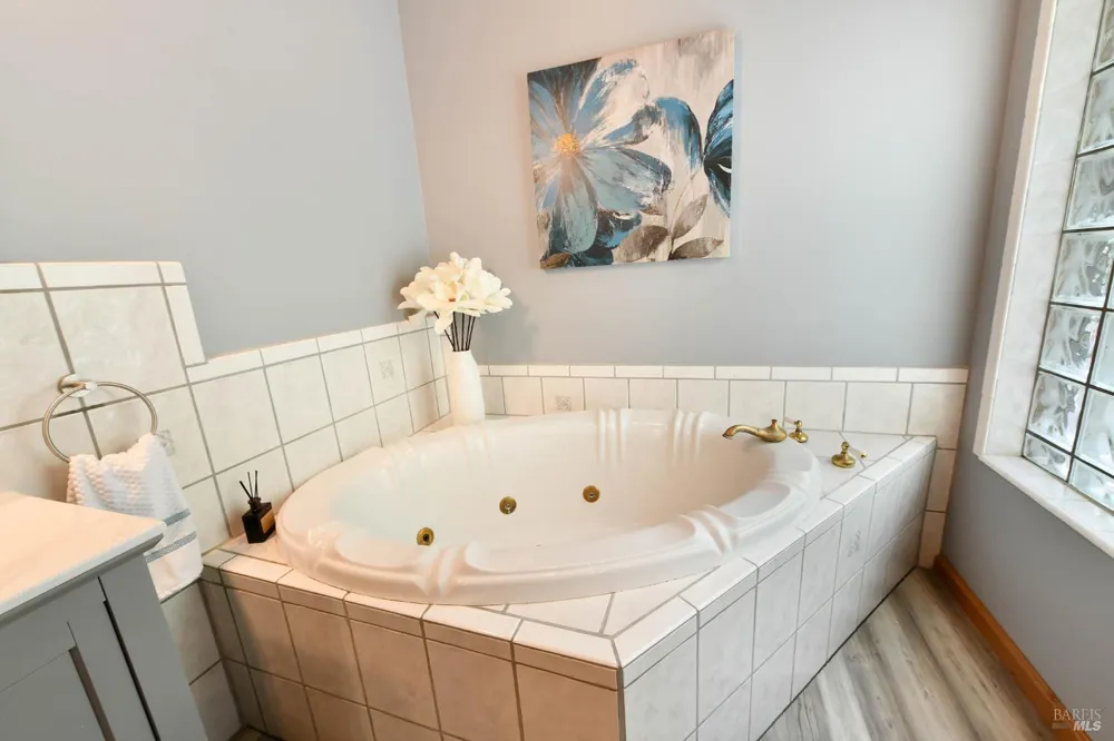 590 Swan Drive Bodega Bay, CA 94923