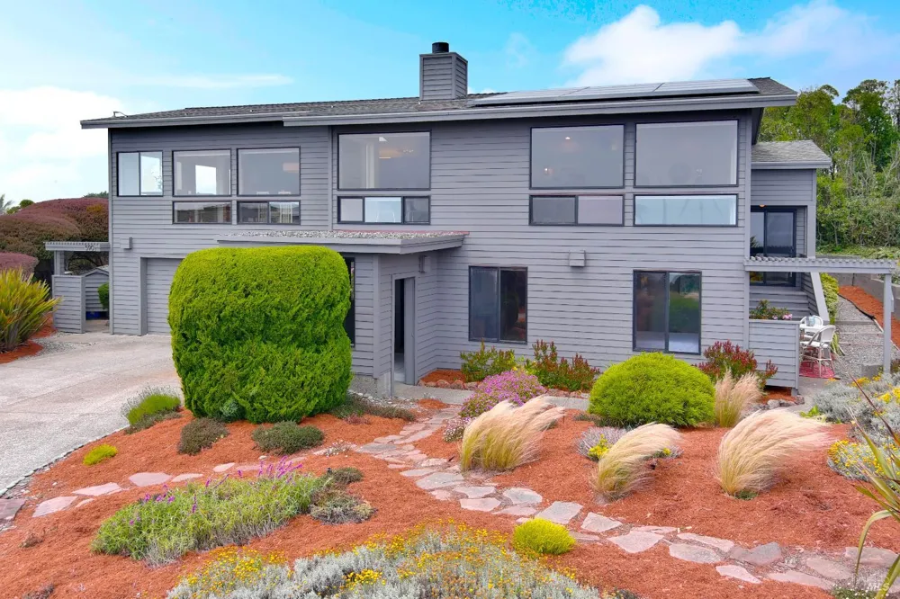590 Swan Drive Bodega Bay, CA 94923