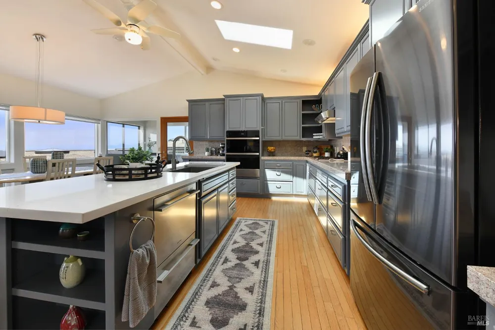 590 Swan Drive Bodega Bay, CA 94923