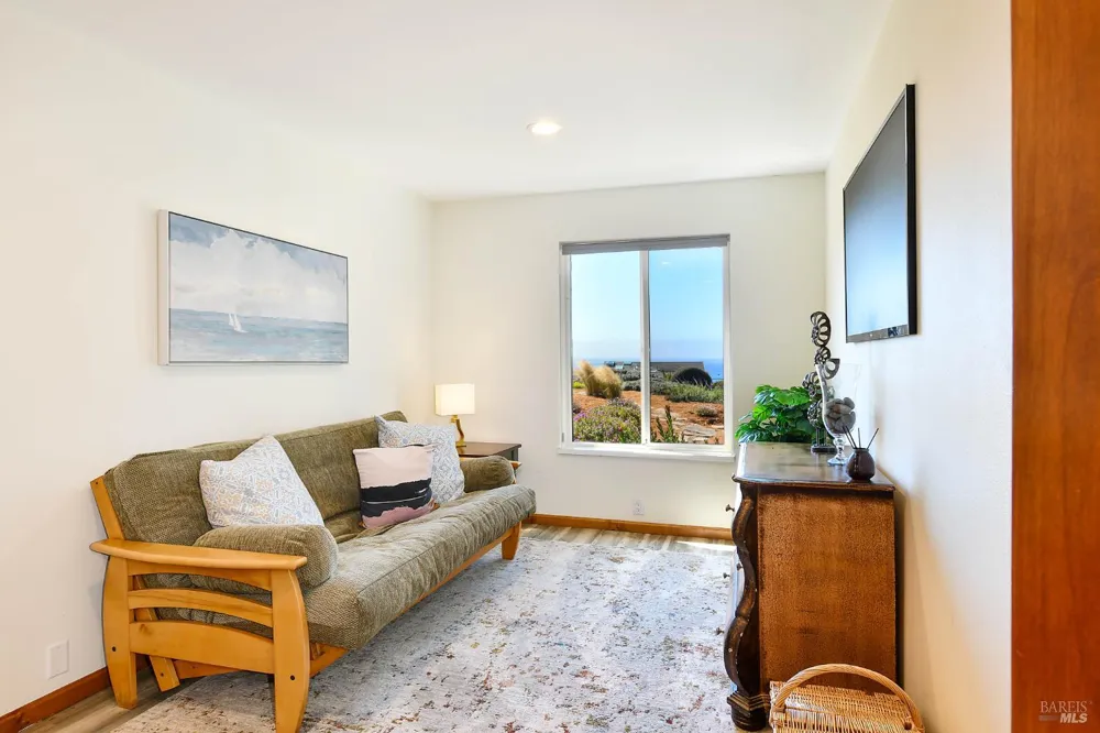 590 Swan Drive Bodega Bay, CA 94923