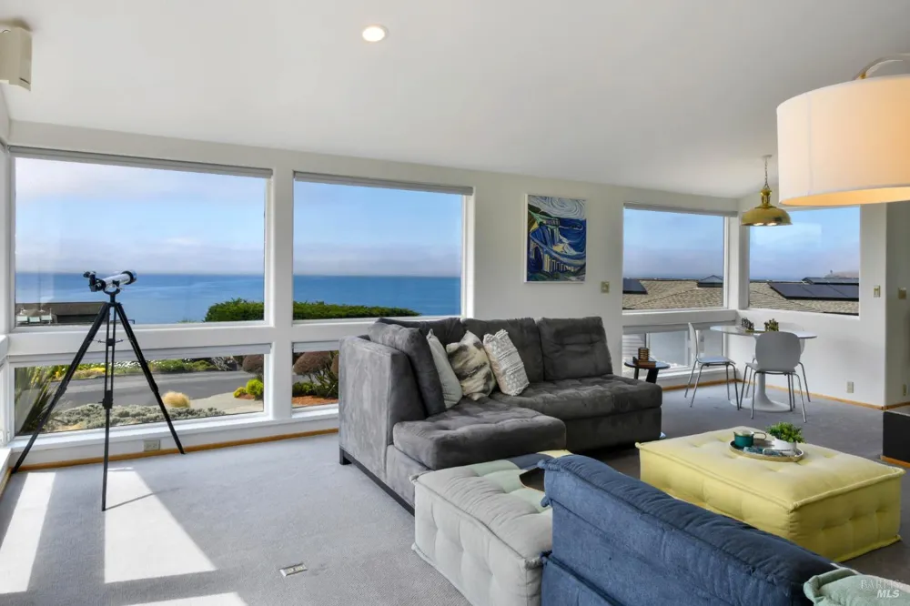 590 Swan Drive Bodega Bay, CA 94923