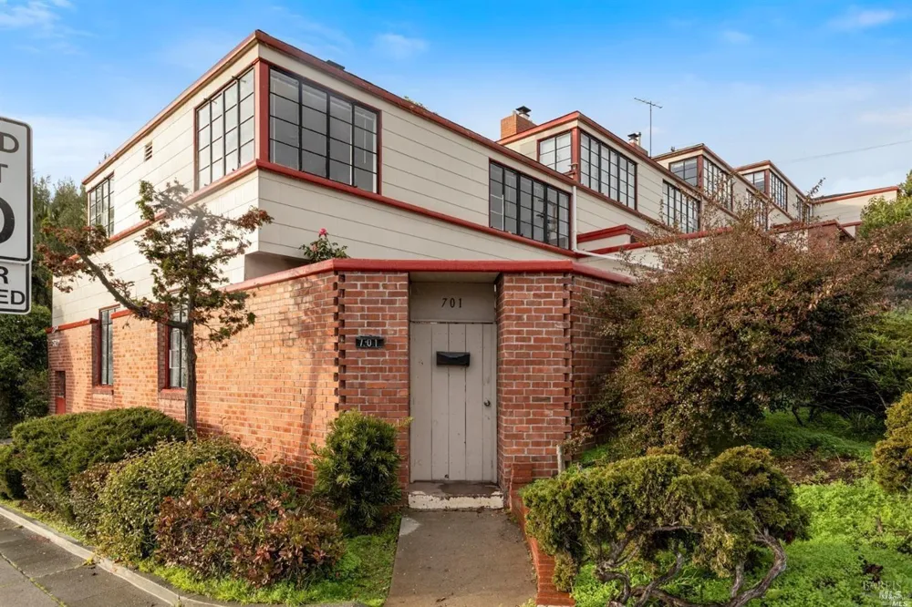 709 Napa Street Vallejo, CA 94590
