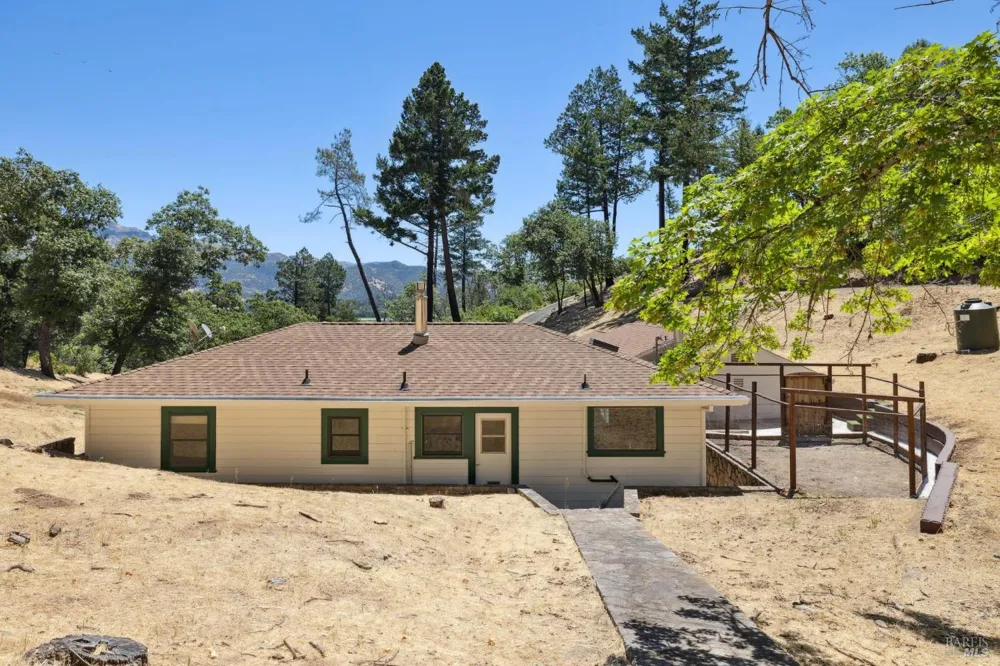 1200 Bennett Lane Calistoga, CA 94515