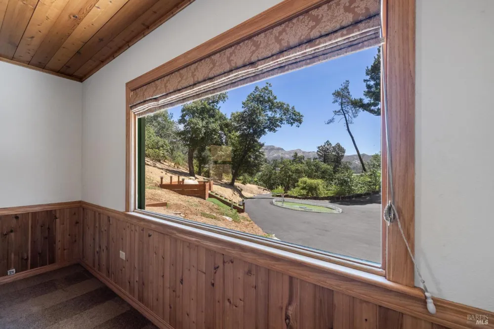 1200 Bennett Lane Calistoga, CA 94515