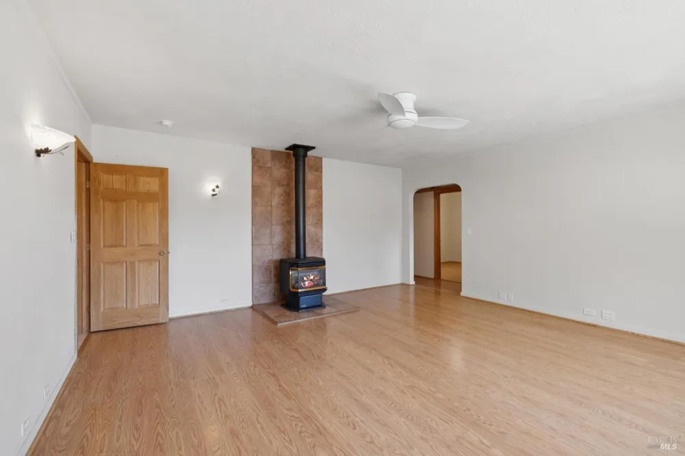 1200 Bennett Lane Calistoga, CA 94515