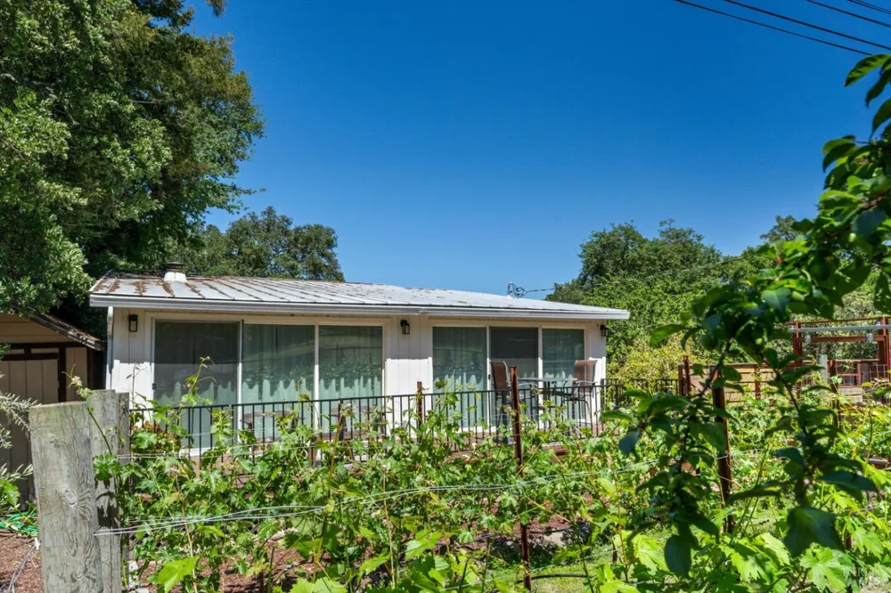 10 Waldruhe Heights Glen Ellen, CA 95442