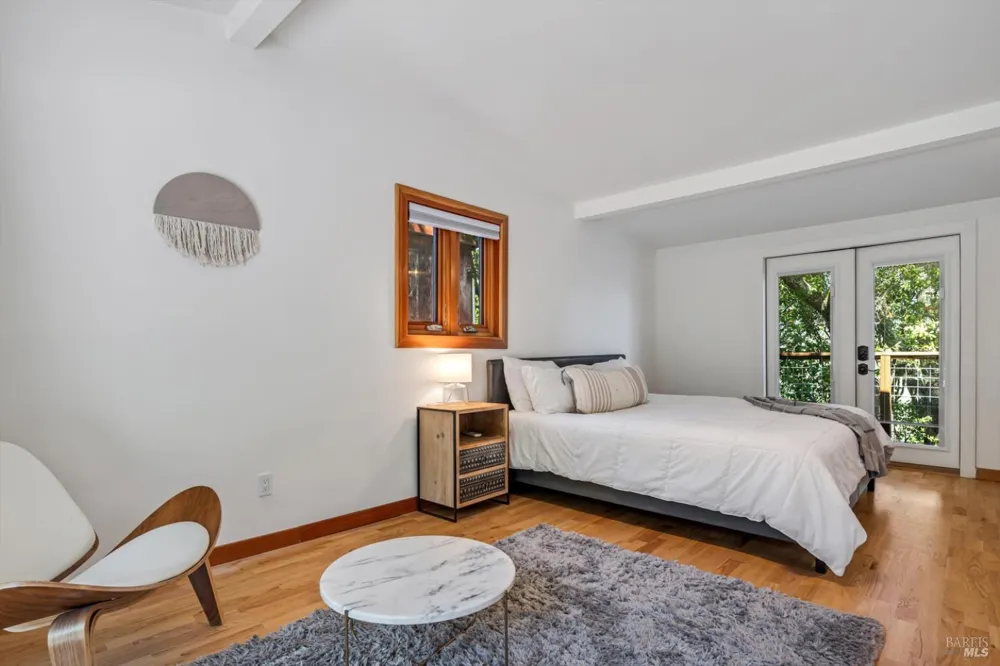 10 Waldruhe Heights Glen Ellen, CA 95442