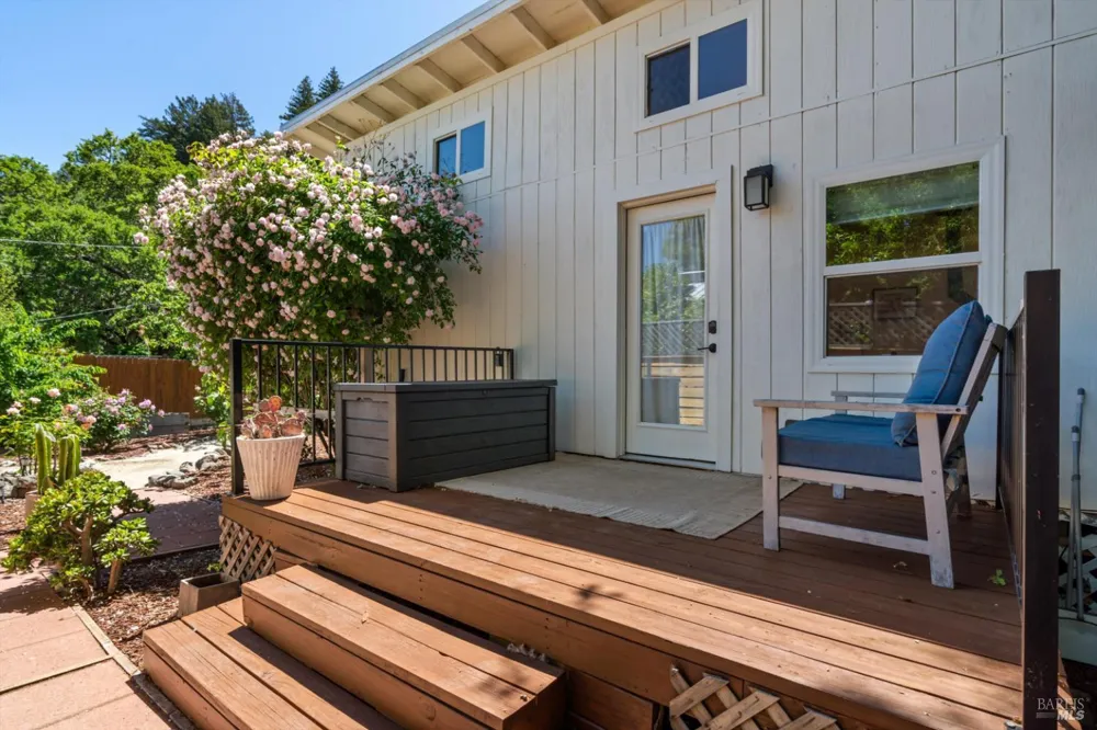 10 Waldruhe Heights Glen Ellen, CA 95442