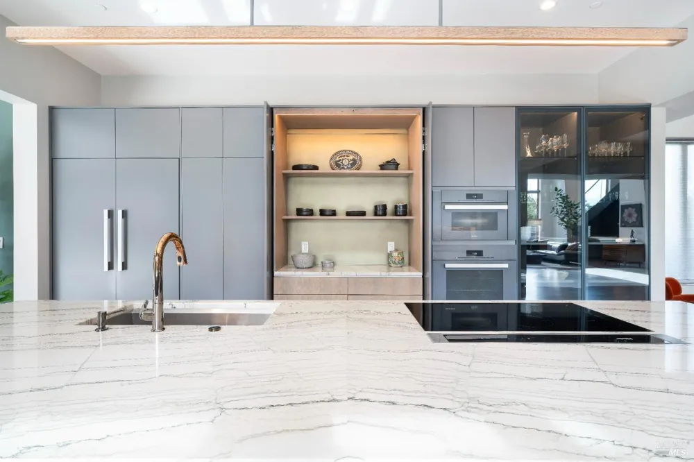 991 Grove Street Healdsburg, CA 95448