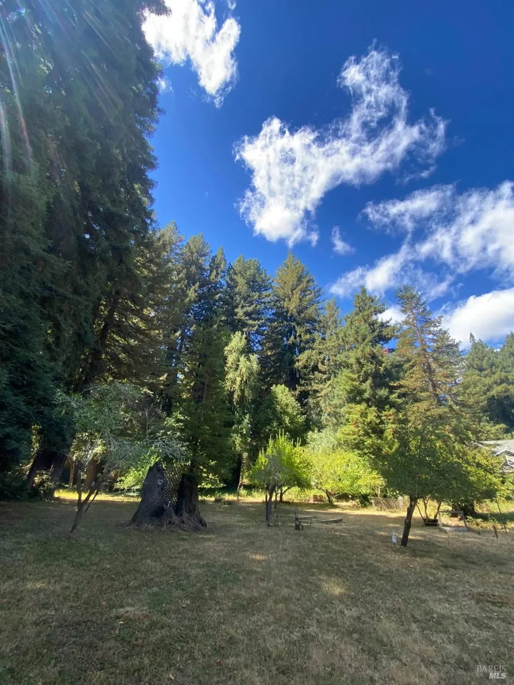 15900 Drake Road Guerneville, CA 95446