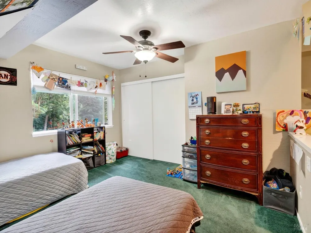 1290 Adobe Canyon Road Kenwood, CA 95452