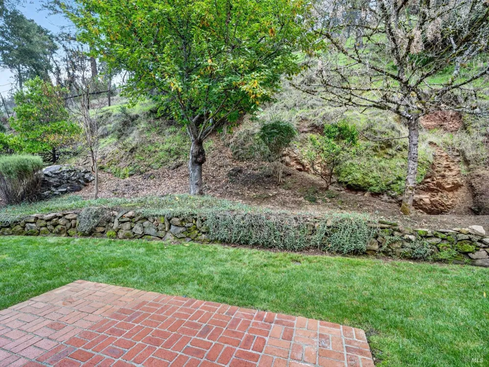 1290 Adobe Canyon Road Kenwood, CA 95452