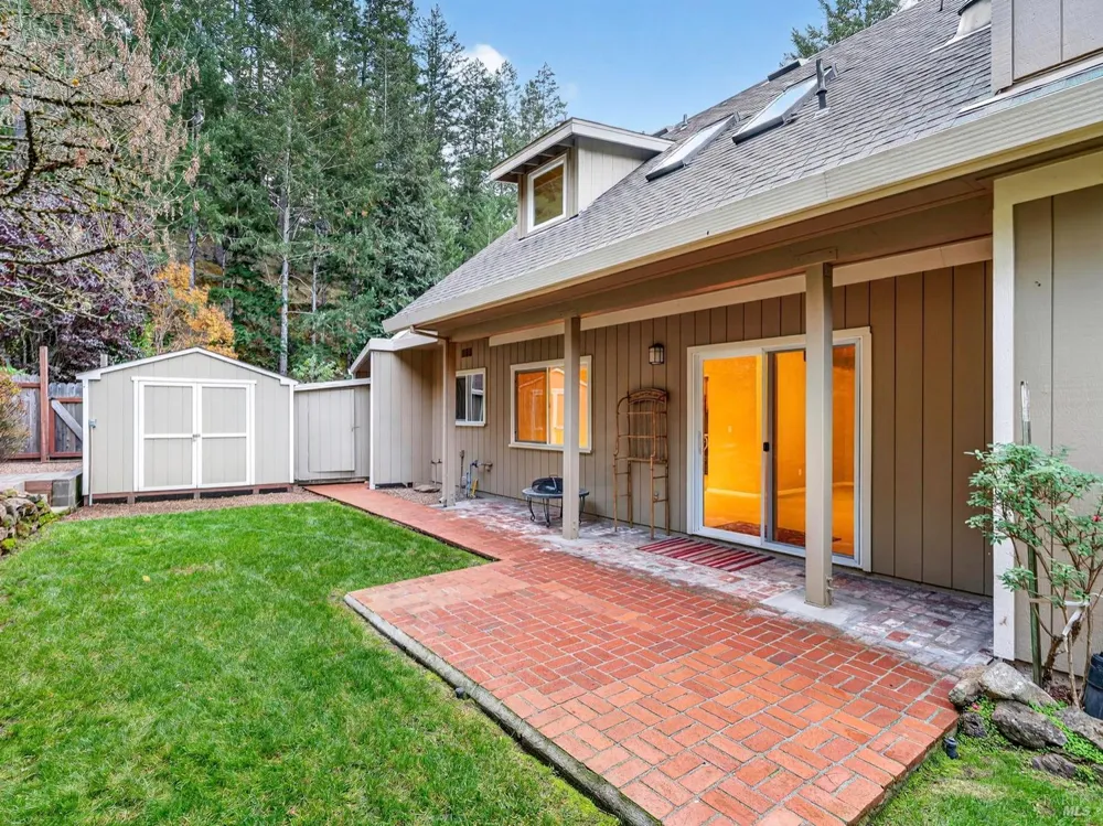 1290 Adobe Canyon Road Kenwood, CA 95452