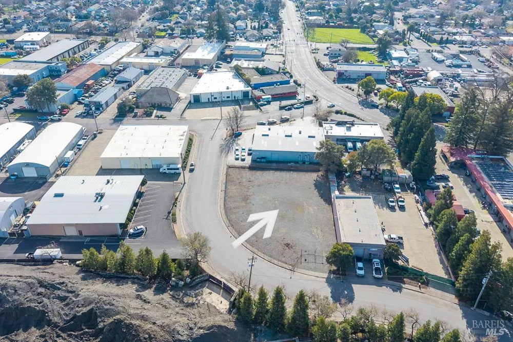 1035 Maxwell Drive Santa Rosa, CA 95401