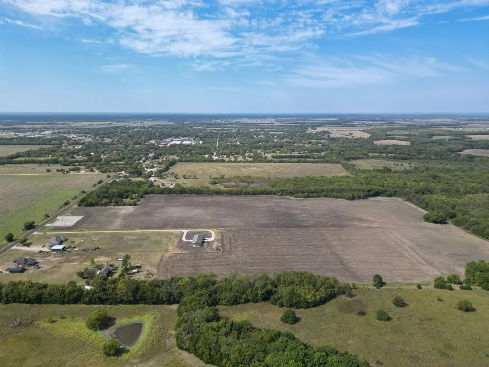 Fm 151 Whitewright, TX 75491