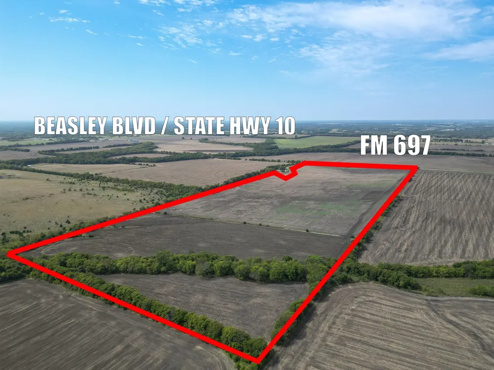 13249 Fm 697 Whitewright, TX 75491