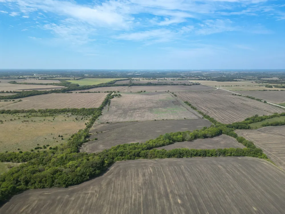13249 Fm 697 Whitewright, TX 75491
