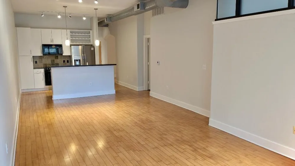 1901 Post Oak Boulevard #3215 Houston, TX 77056
