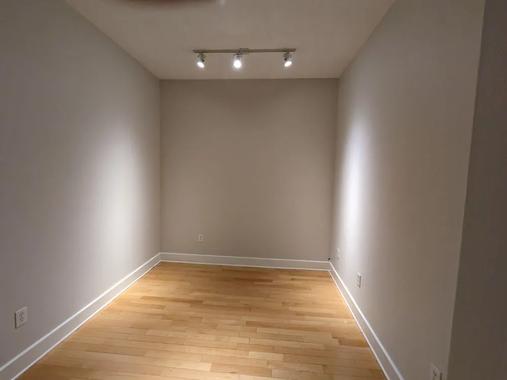 1901 Post Oak Boulevard #3215 Houston, TX 77056