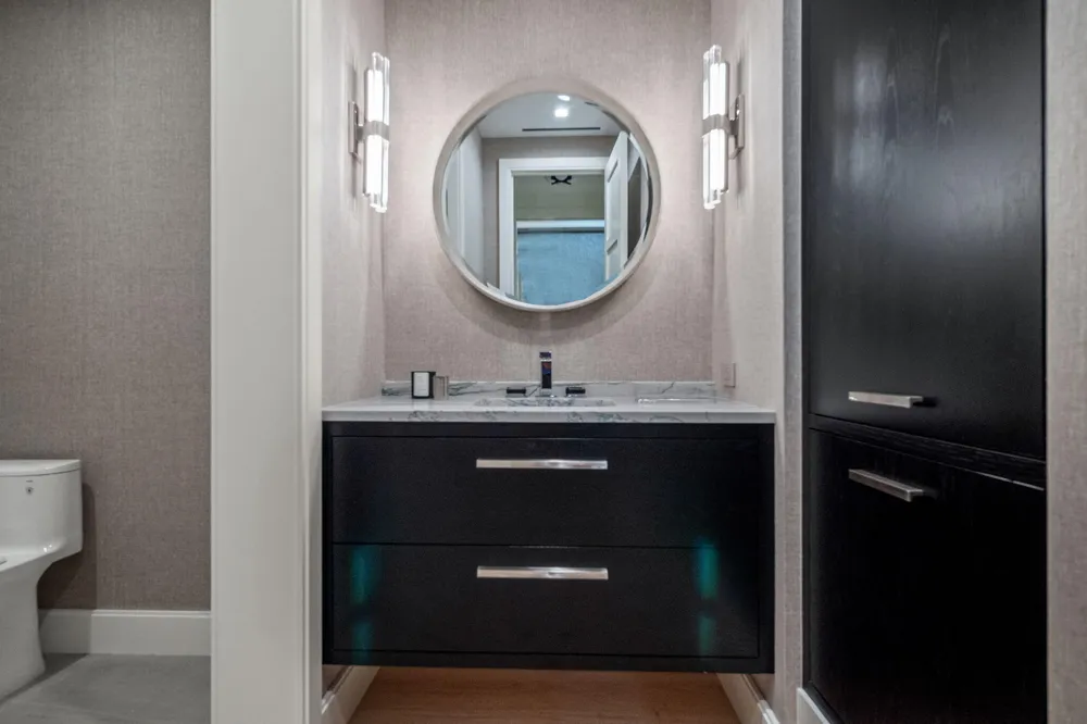 369 Old Woodward Avenue #307 Birmingham, MI 48009