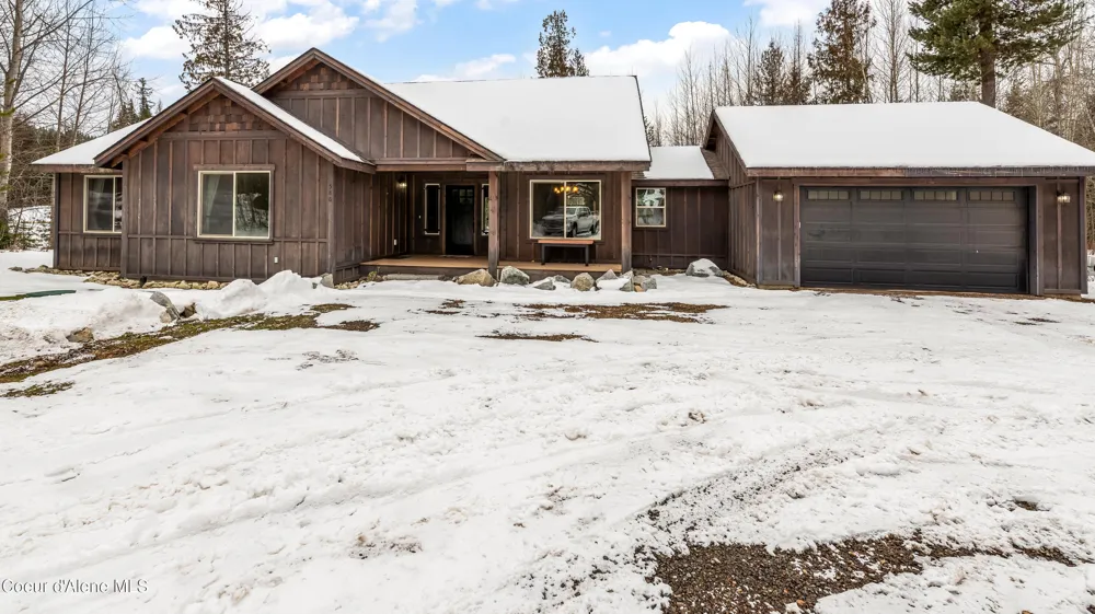 586 Fairway Drive Priest Lake, ID 83856