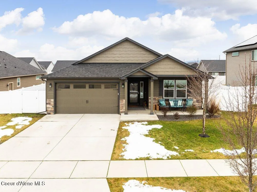 6296 W Irish Circle Rathdrum, ID 83858
