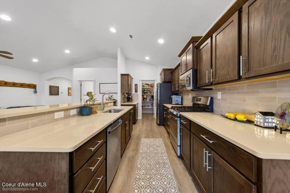 6296 W Irish Circle Rathdrum, ID 83858