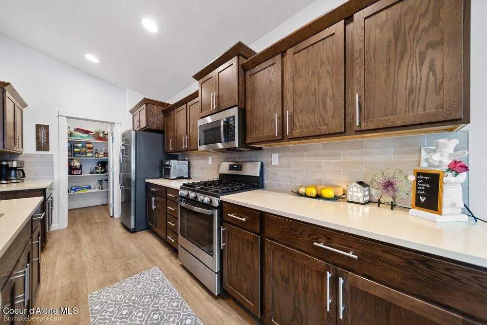 6296 W Irish Circle Rathdrum, ID 83858