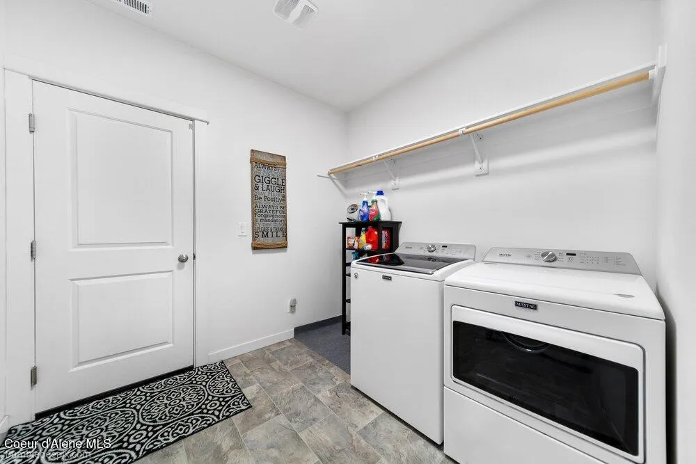 6296 W Irish Circle Rathdrum, ID 83858