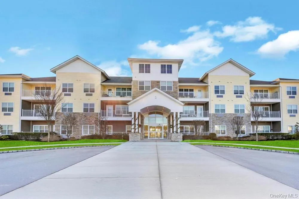 3 Meadows Lane #5 Yaphank, NY 11980