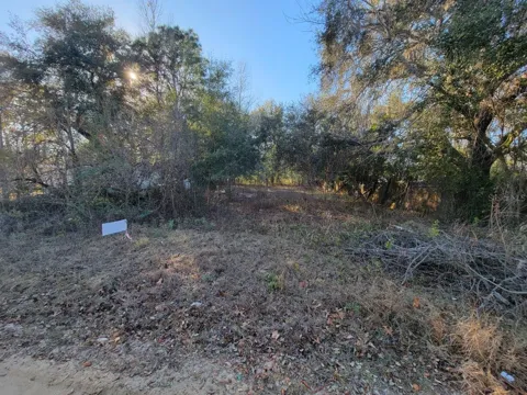107 LAKEVIEW WAY