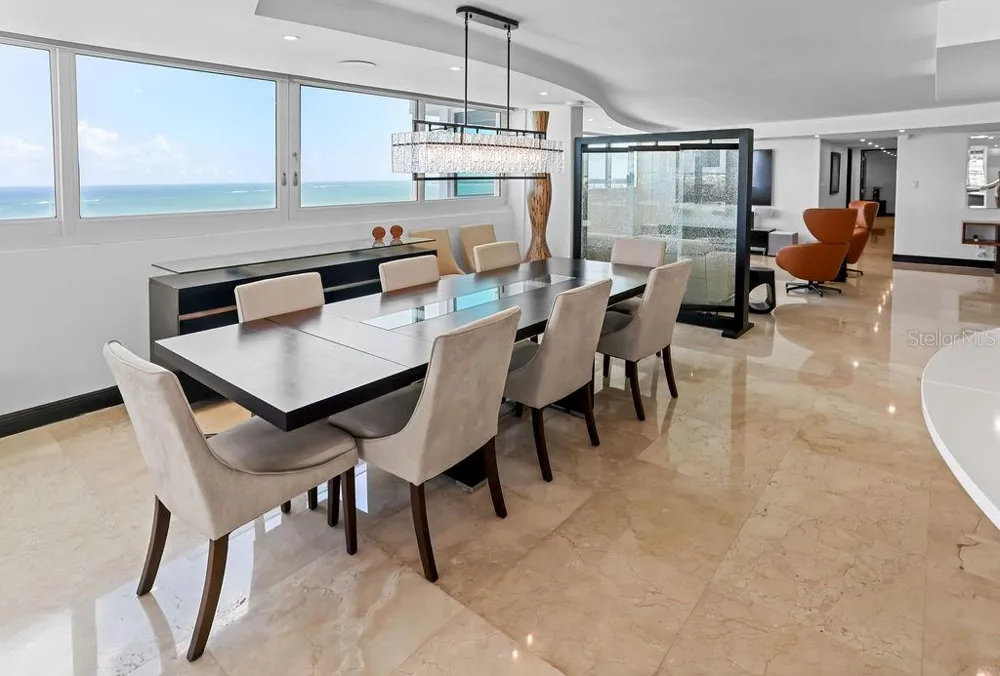 4327 ISLA VERDE AVENUE #PH 1506 Carolina, PR 00979